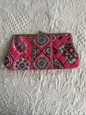Vera Bradley Pink Quilted Floral Paisley Clasp Clutch